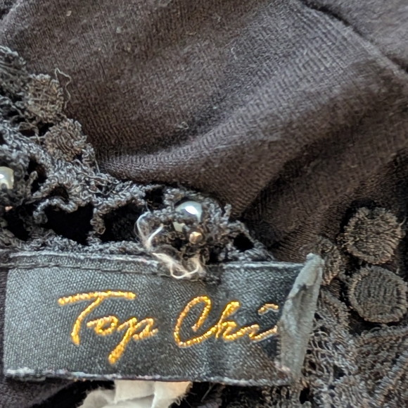 Top Chic pearl and lace embellished black short sleeve party top. Size Large - Picture 3 of 12